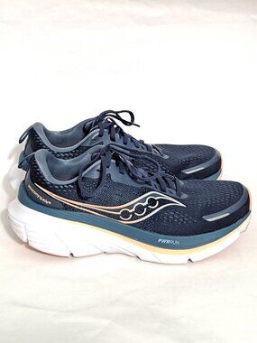 Women's Saucony Navy/Apricot Guide 18 Running Shoe